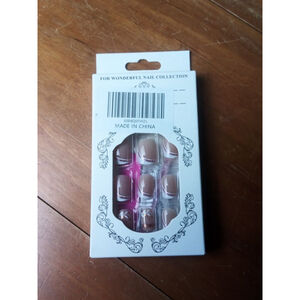 Women's Press-On Nails Rose Gold Glitter and White leaf pattern